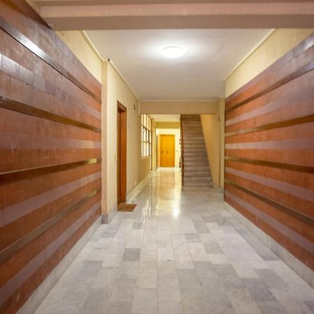 Stanza Comoda E Silenziosa Con Bagno Privato E Area Lavoro E Relax Rome Bagian luar foto