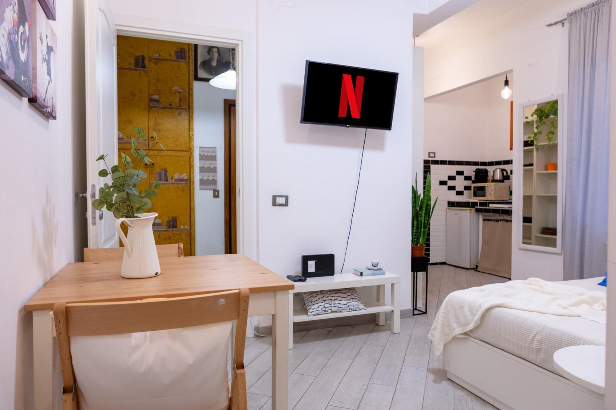 Stanza Comoda E Silenziosa Con Bagno Privato E Area Lavoro E Relax Rome Bagian luar foto