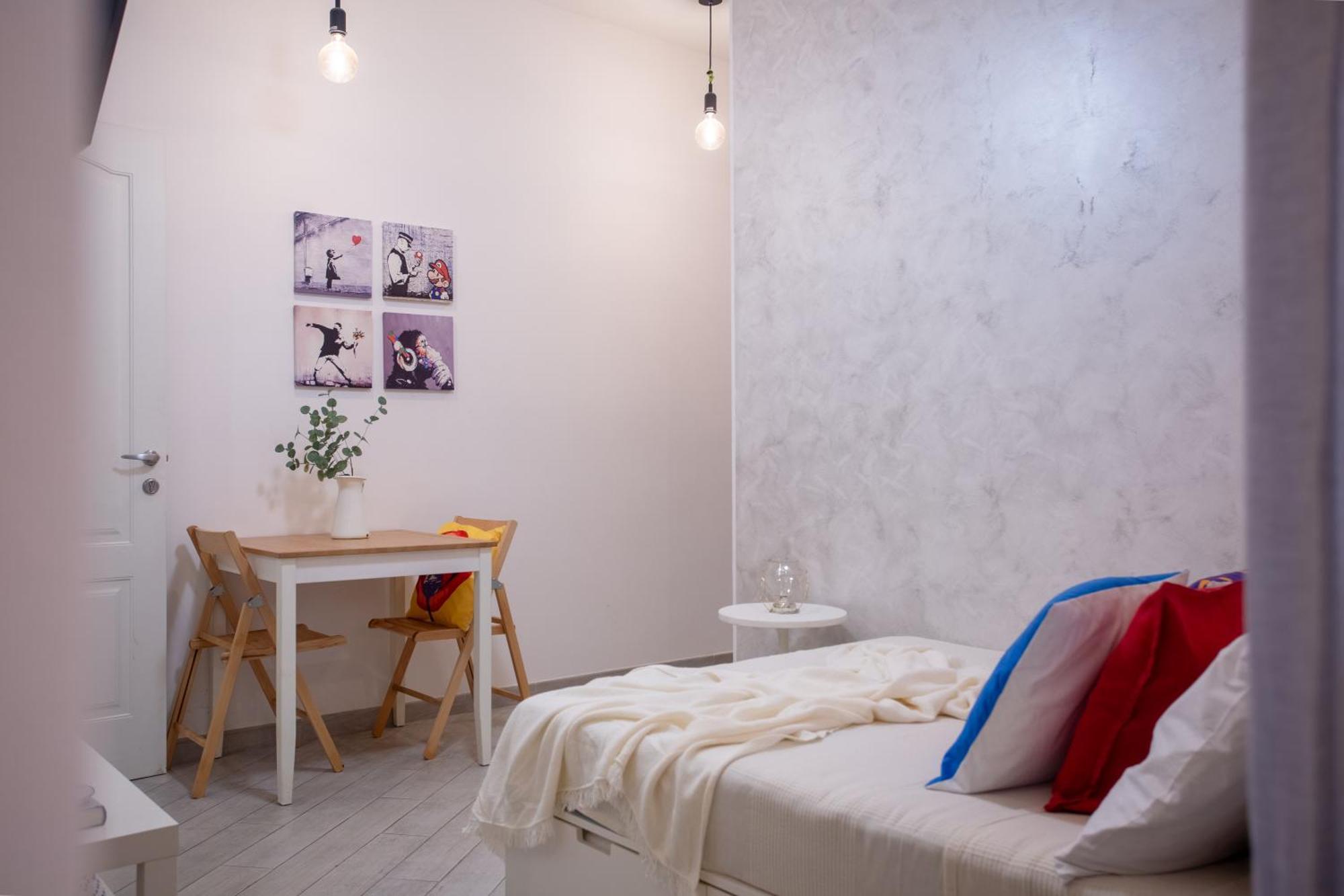 Stanza Comoda E Silenziosa Con Bagno Privato E Area Lavoro E Relax Rome Bagian luar foto