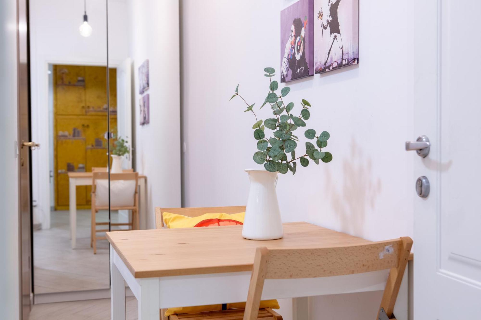 Stanza Comoda E Silenziosa Con Bagno Privato E Area Lavoro E Relax Rome Bagian luar foto